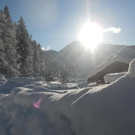Komfortable Mit Herrlichem Bergblick Apartmán